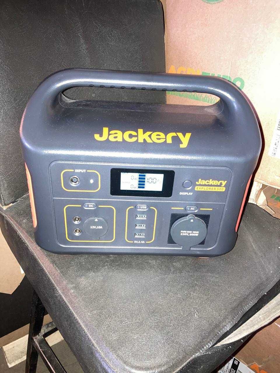 Jackery Solar Generator 500 (Explorer 500 + SolarSaga 100W)