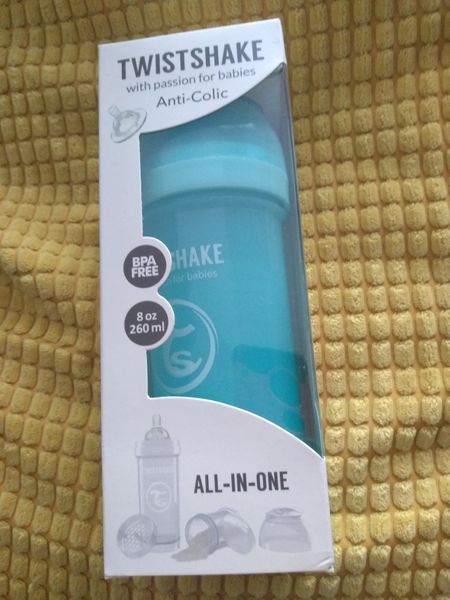 Nowa antykolkowa butelka Twistshake pojemność 260 ml błękitna