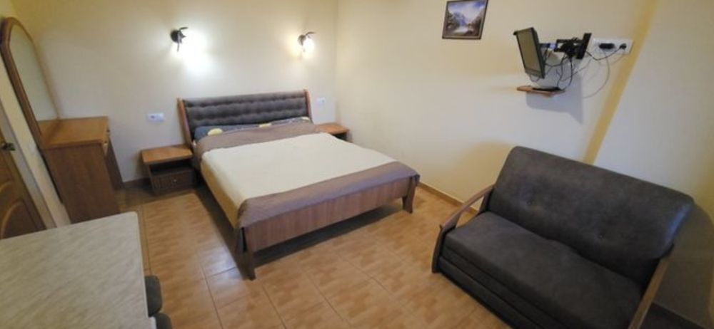 Квартира (від Власника) біля центру і клініки Козявкіна