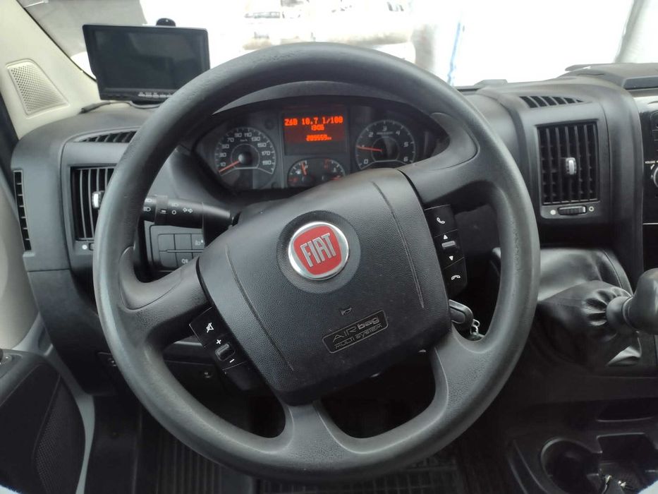FIAT DUCATO  Dostawcze do 3.5t Kontener