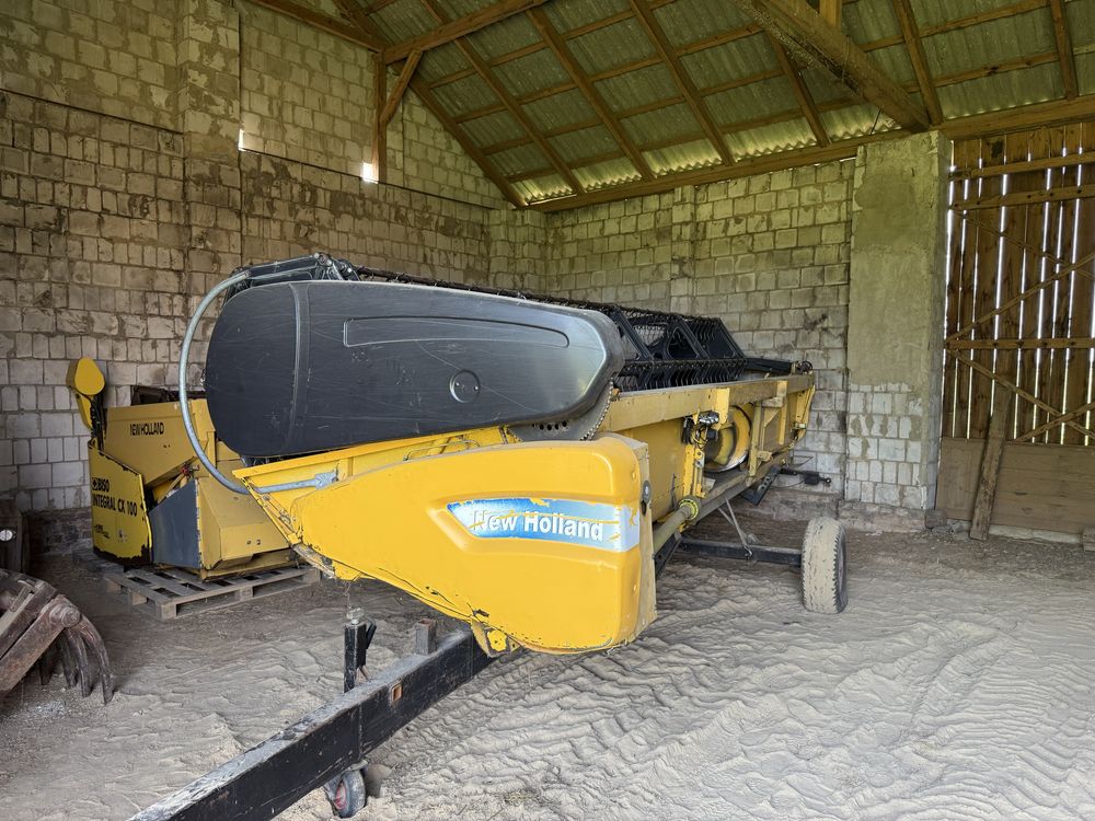 Heder New Holland 6m 2005r CX, TX, CR