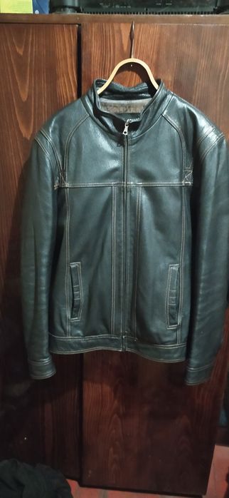 Продам кожаную куртку