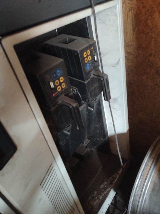 Podnośnik  4 kolumnowy + geometria samochodowa / zestaw