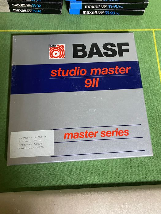 Пластикова катушка 26.5 см.