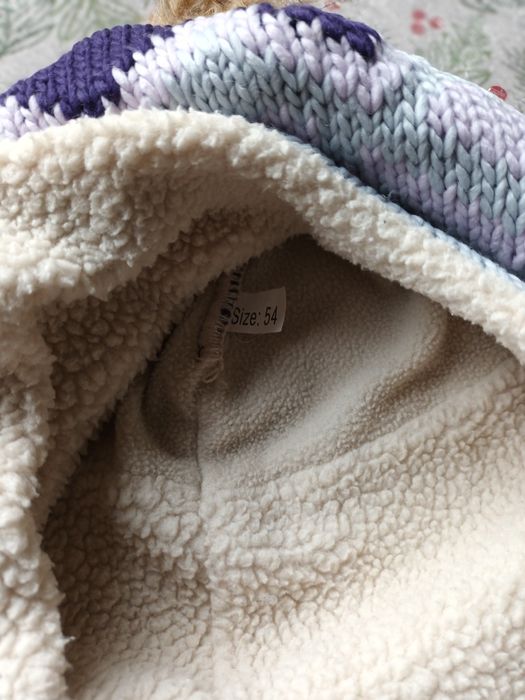 H&M bardzo ciepła czapka z "nausznikami"