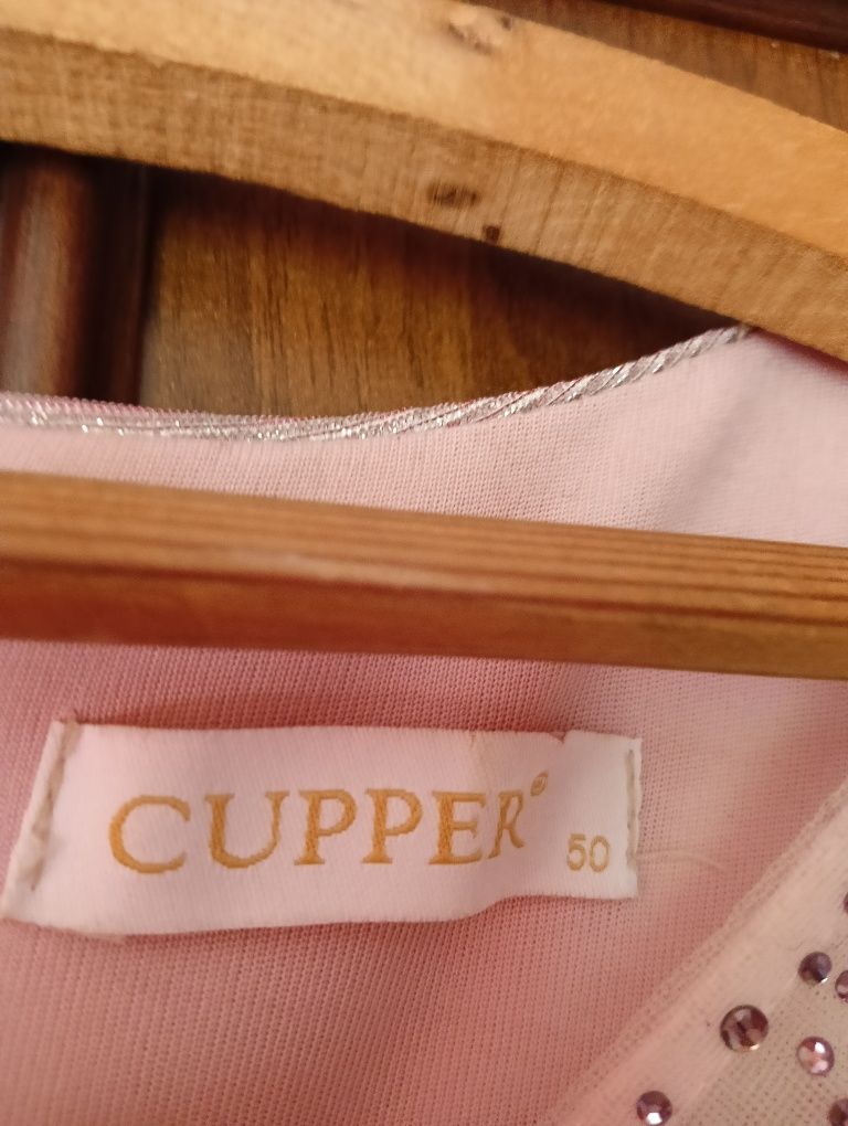 Piękna sukienka Cuper