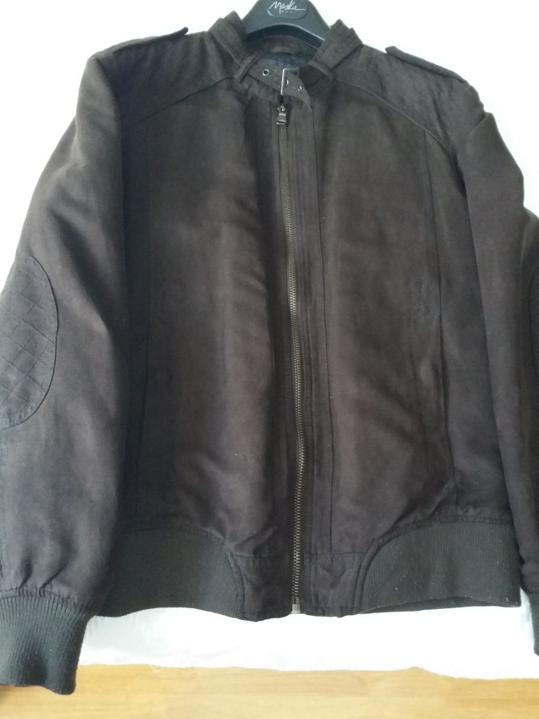 Casaco blazer castanho acolchoado bolsos