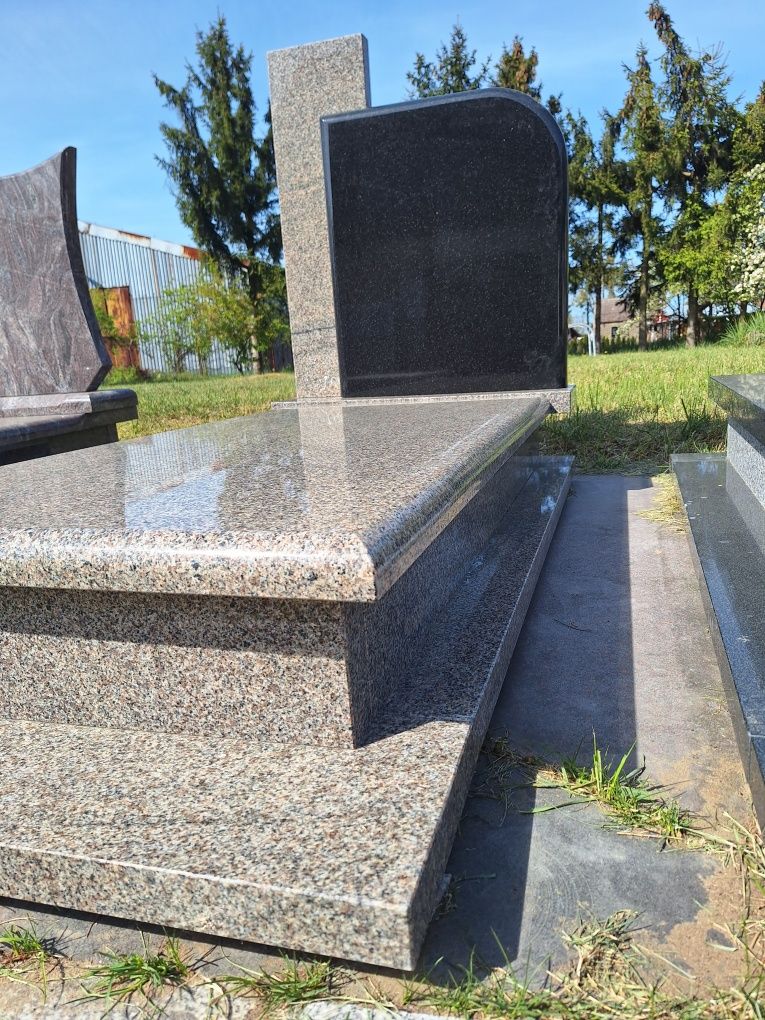 Nagrobek Granitowy Pojedyńczy