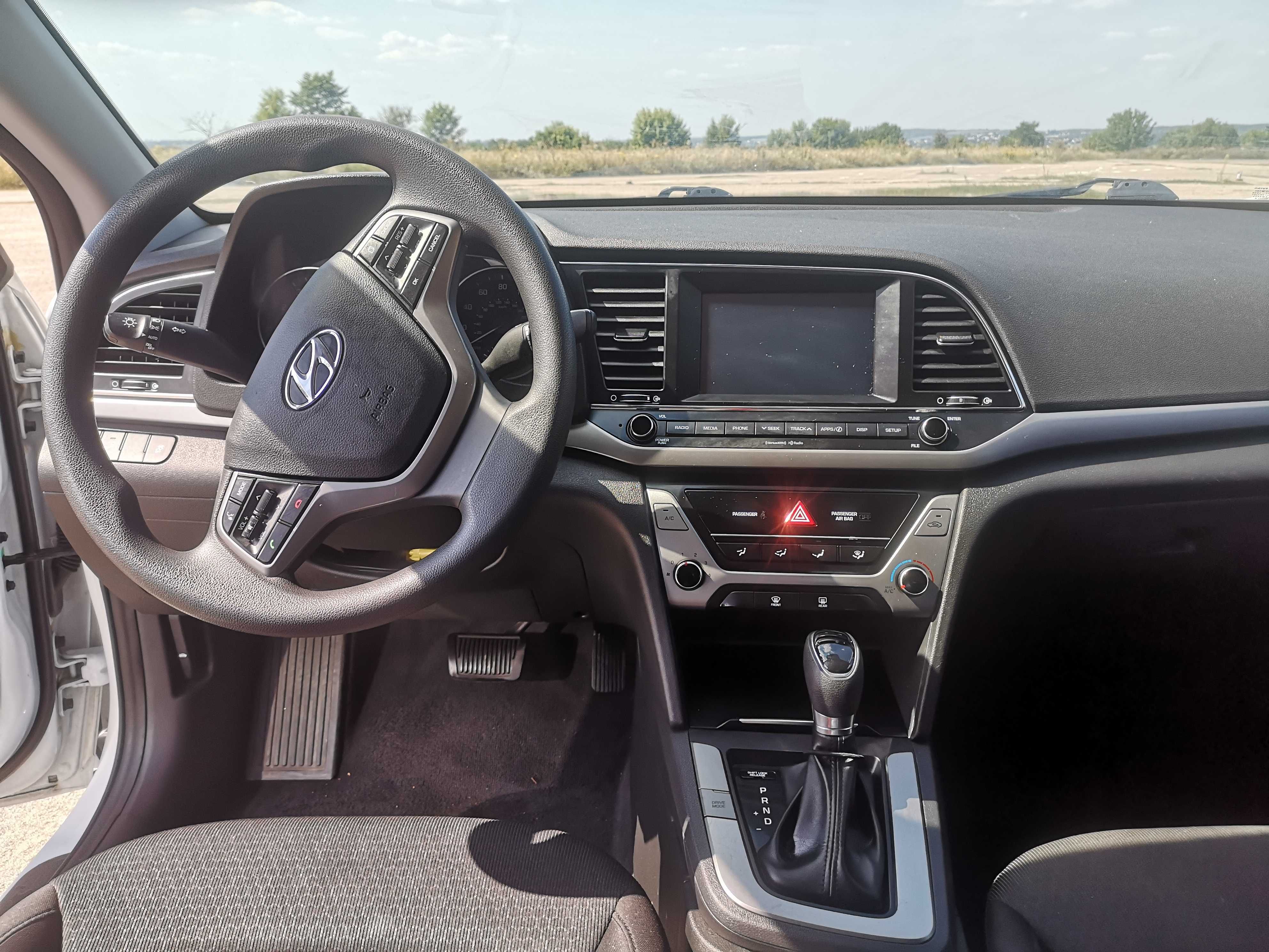 Hyundai Elantra SEL 2018