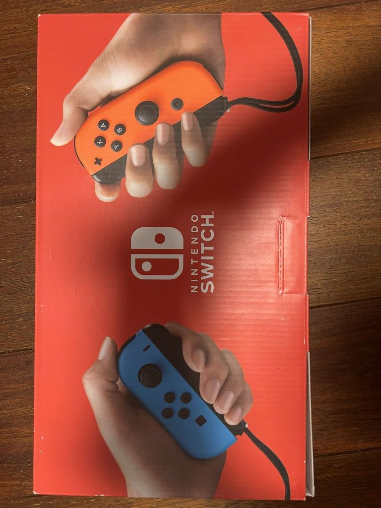 Konsola NINTENDO Switch + Joy-Con Niebiesko-czerwony V2