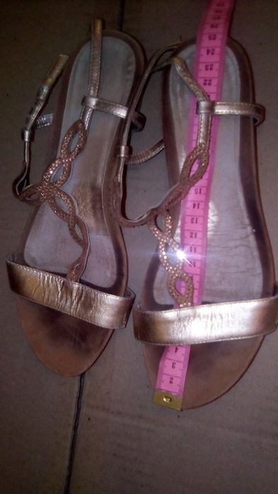 Босоніжки38р/устілки25см