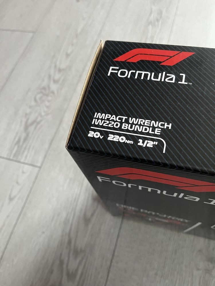 Formula 1 Klucz Udarowy, Czarny/Czerwony, 17/19/21/22 mm