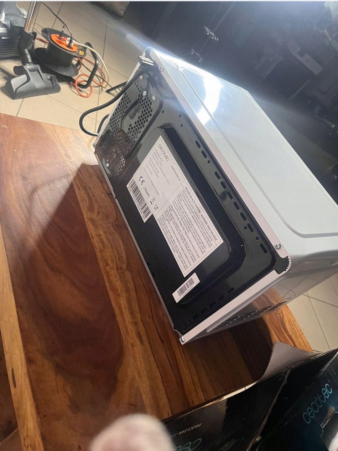 Mikrofalówka Cecotec 1522 20 L 700W
