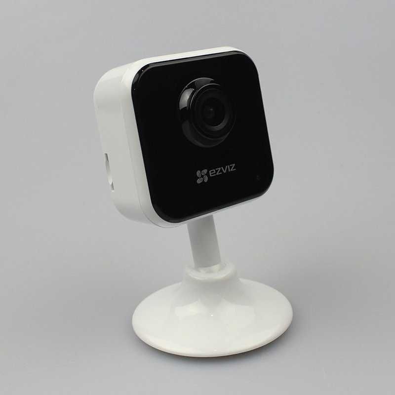 Ezviz CS-H1C (1080P) IP камера 2Мп, Wi-Fi (внутрішня)