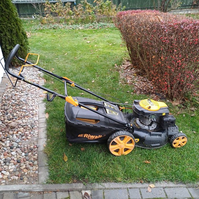 Wyprzedaż garażowa okazyjne ceny.