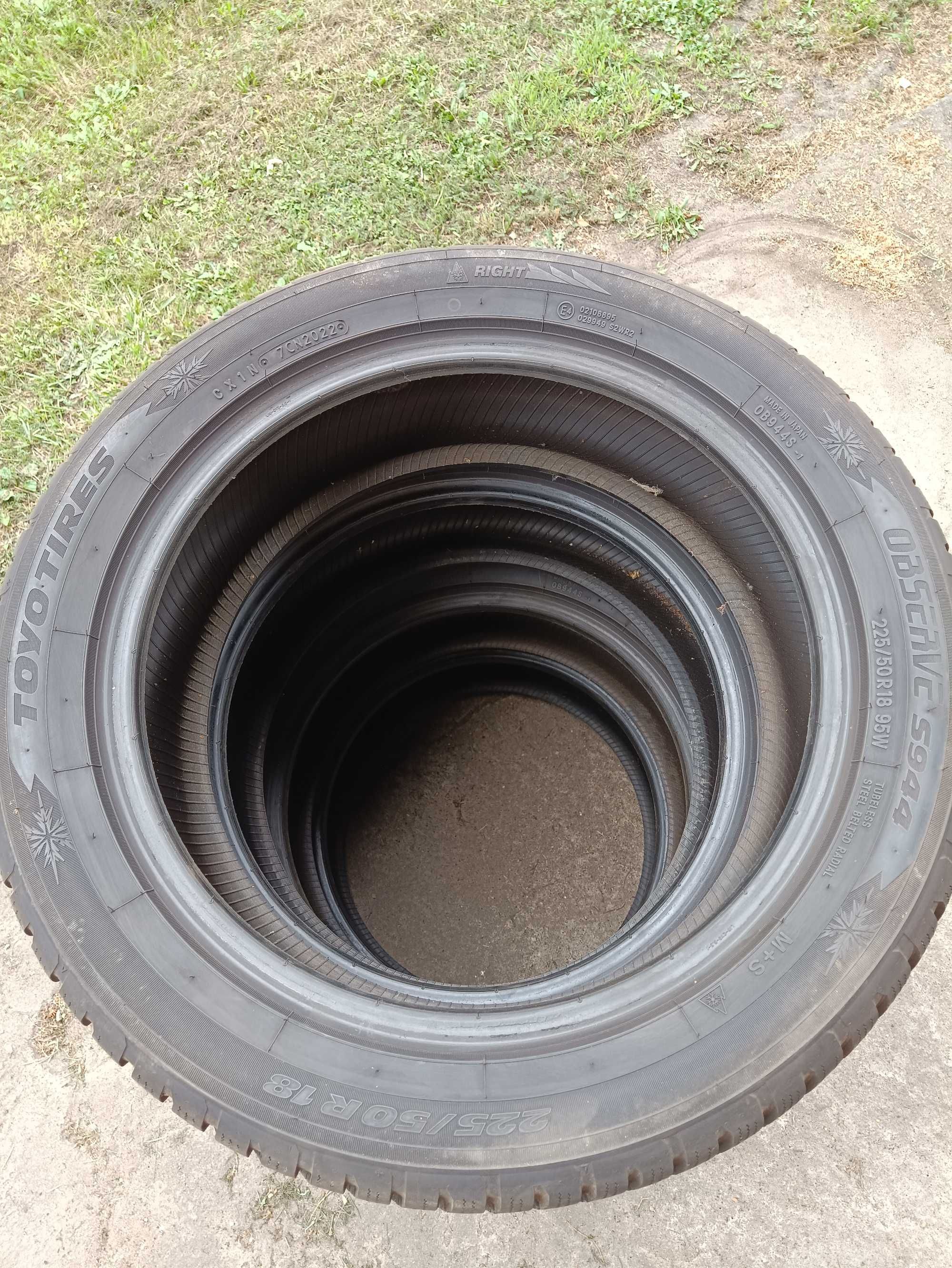 Opony zimowe 225/50r18 TOYO OBSERVE DOT.22