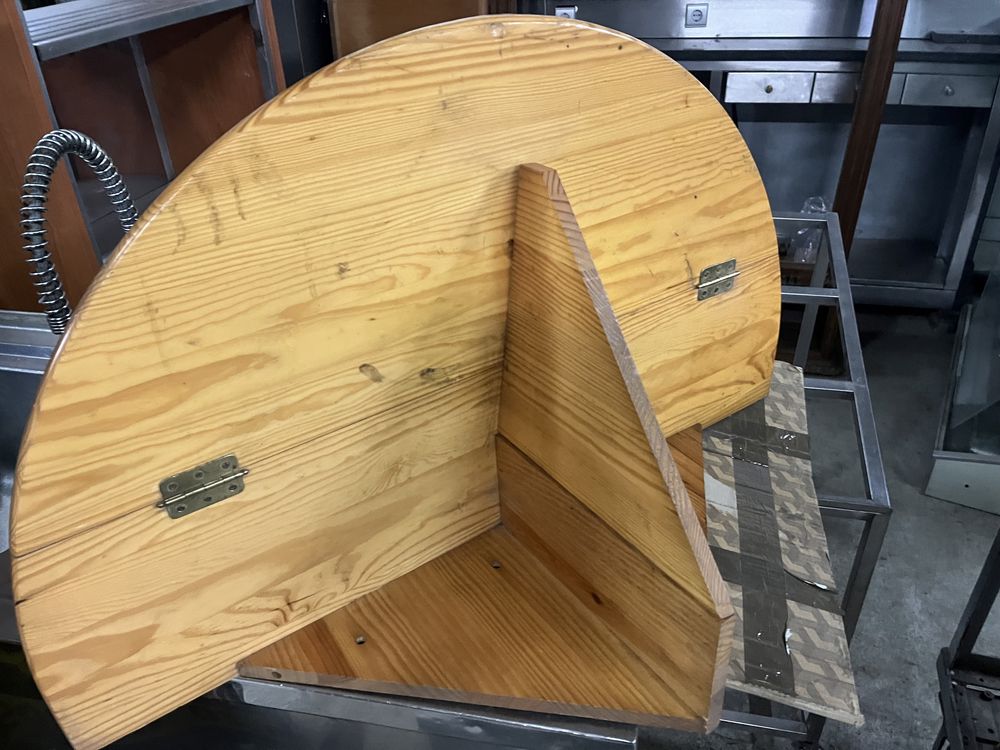 Mesa de Parede com dobradiças