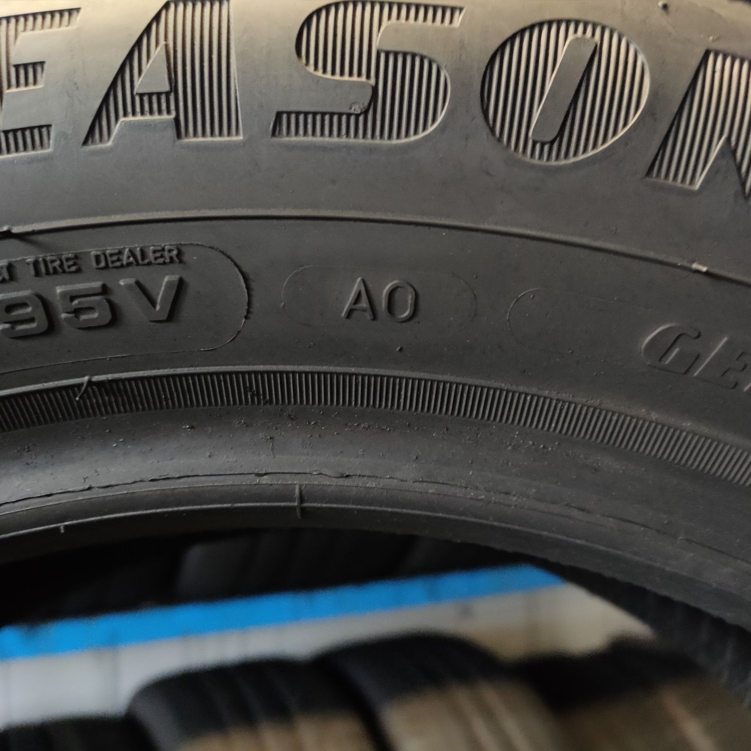 215/60r16 GoodYear Vector4Seasons 2022r 7,2mm AO