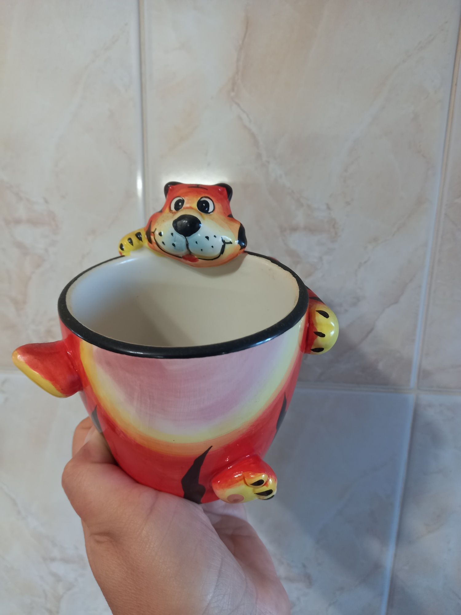 Чашечки,дитячий посуд