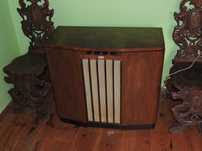 Radiola radiogram stare radio Ferguson Model RG 401   lampy mullard .