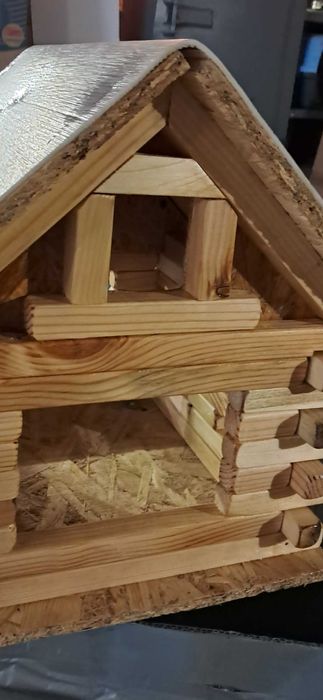 Кормушка для птиц