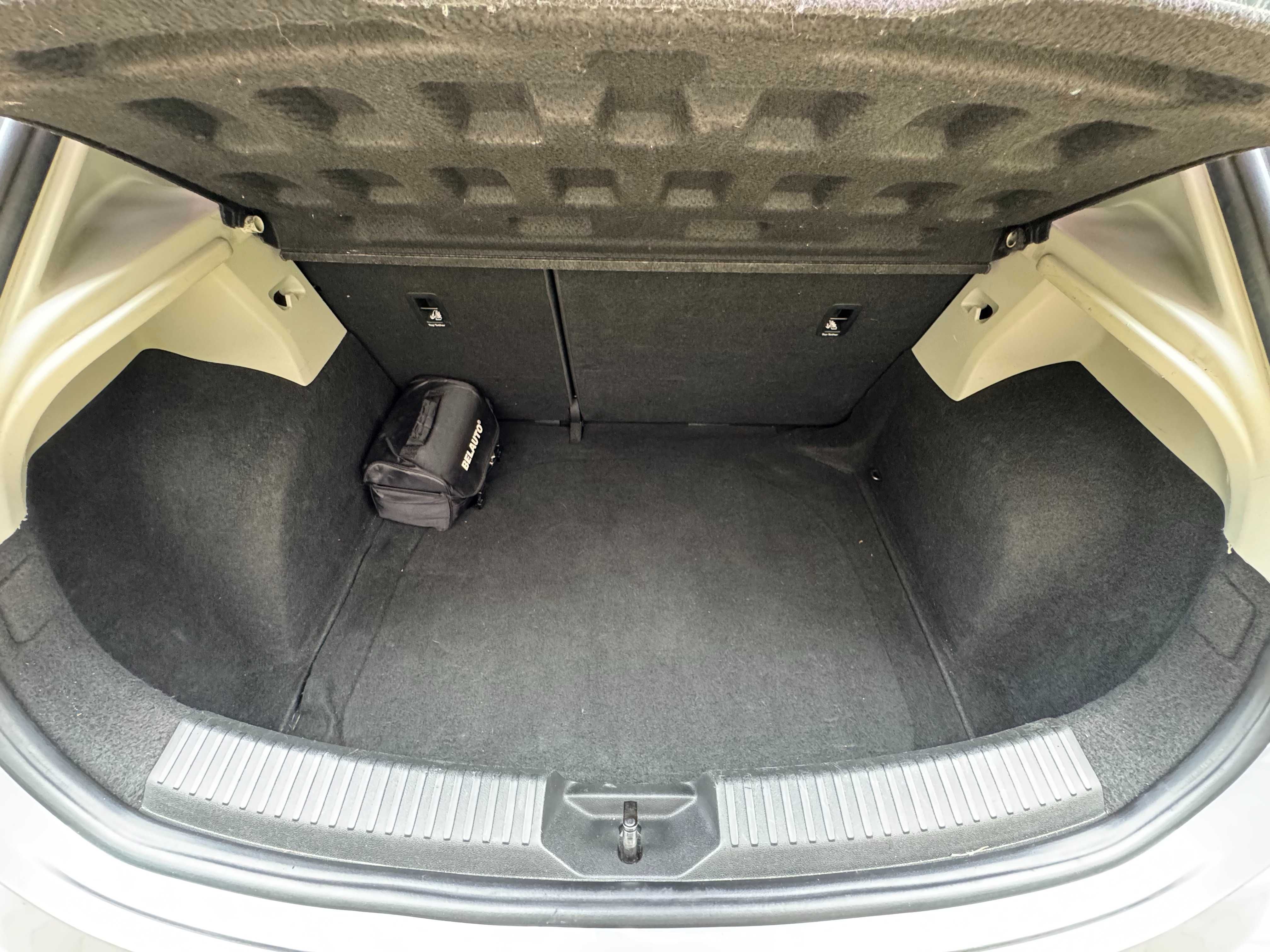 Продам SEAT Leon 2013