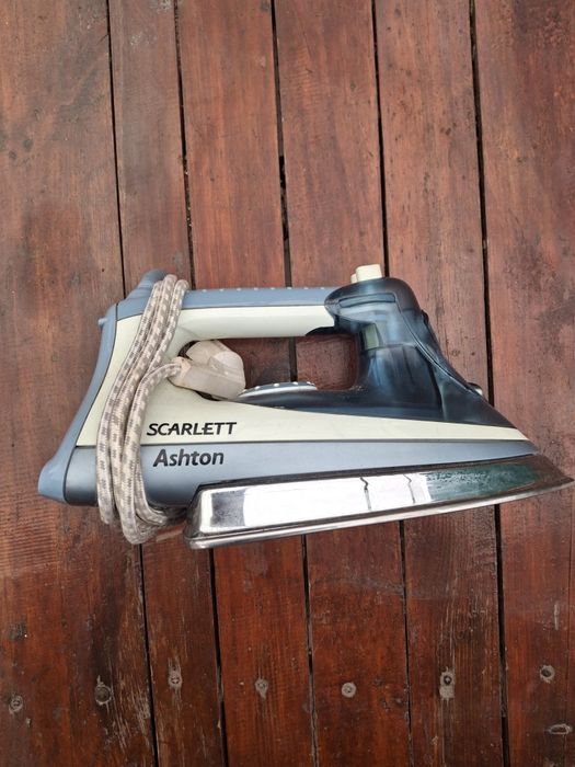 Продам утюг  фирменный