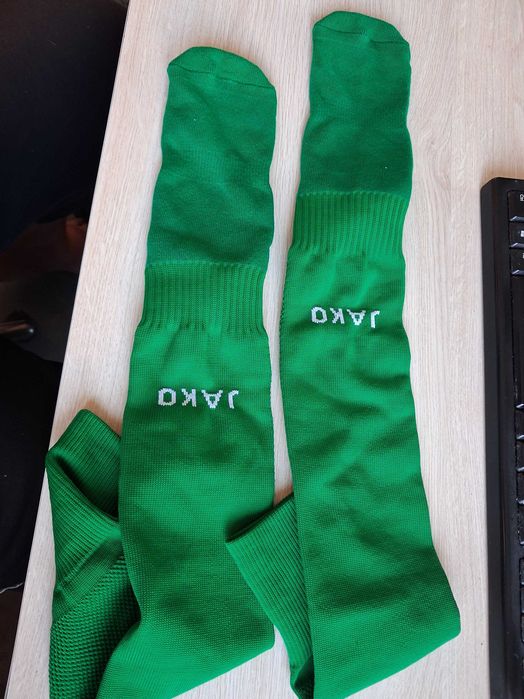 Nowe getry piłkarskie Jako zielone r. 43-46 skarpety
