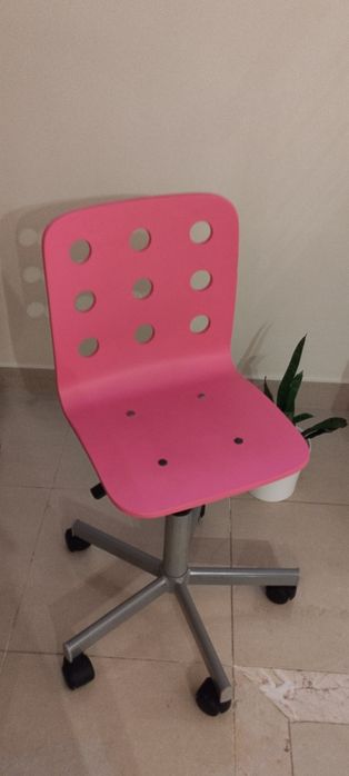 Cadeira de menina IKEA