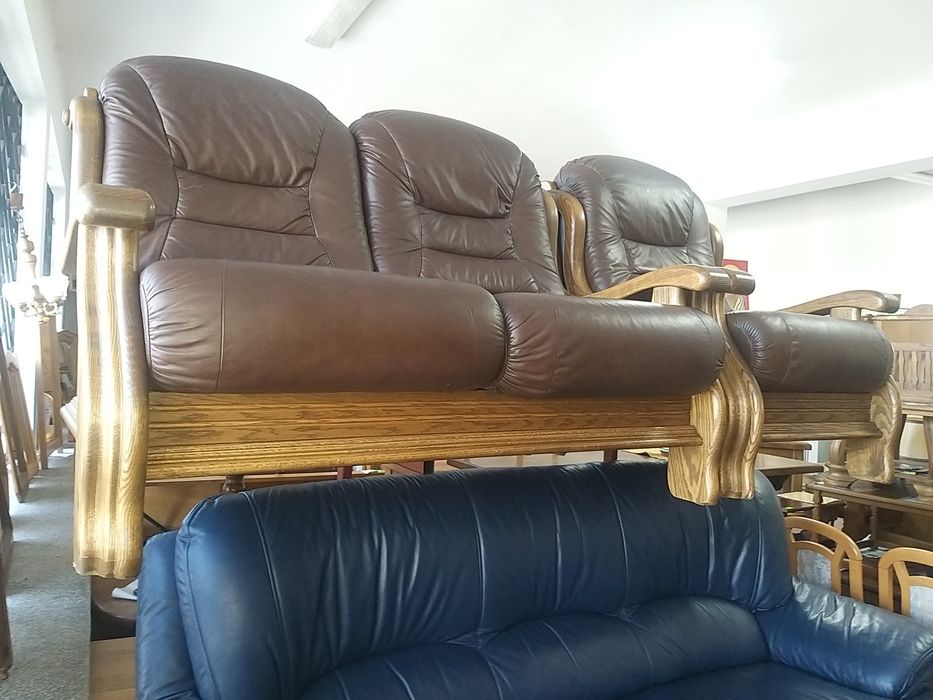 Wypoczynek 2+1 skóra naturalna ciemny brąz w drewnie kanapa 2os. fotel