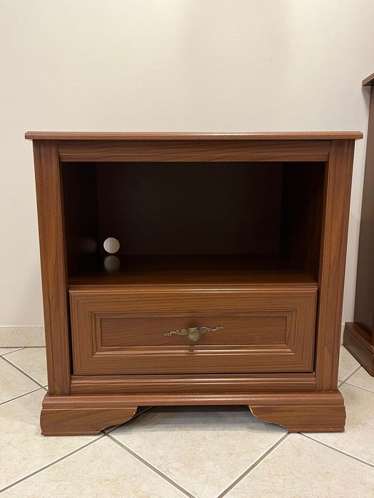 Zestaw mebli komoda, witryna, szafka rtv