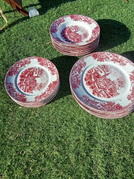 Coleção de18 pratos ingleses