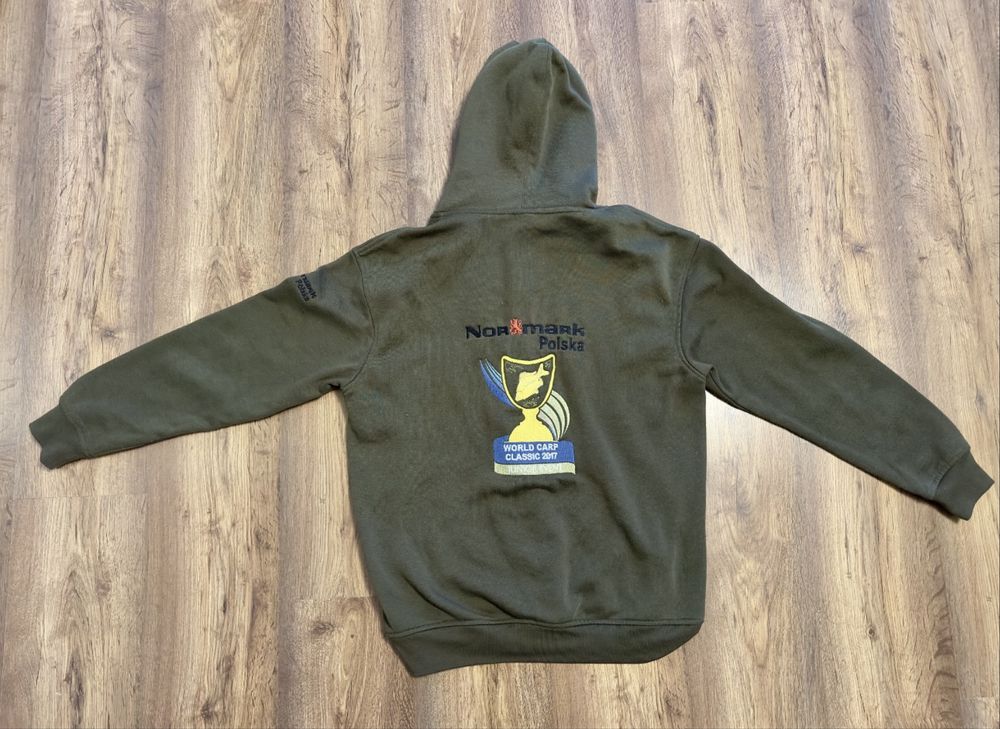 Bluza wcc 2017 ( fox,nash, dynamit, carp spirit)