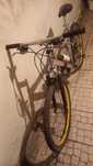 Bicicleta montanha para desocupar