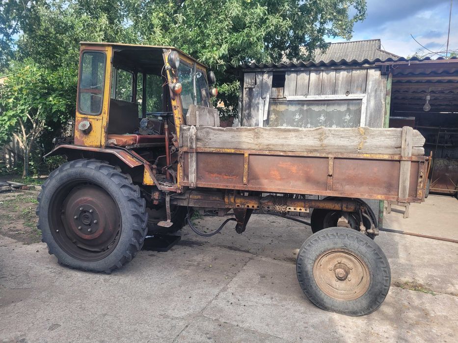 Продам трактор Т-16