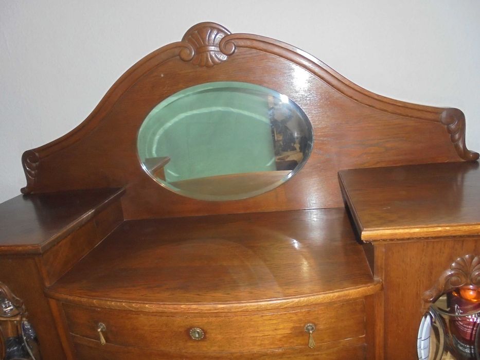 Stara dębowa komoda