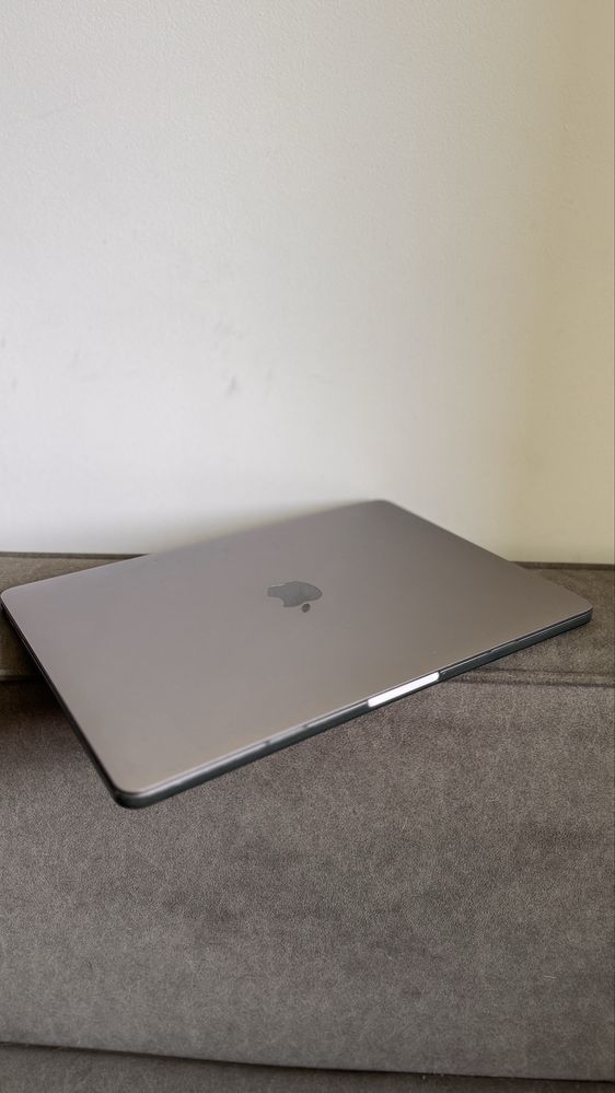 MacBook Pro 13-inch, 2016