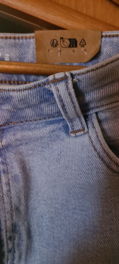 Широкие джинсы( палаццо) французского бренда  Kiabi, размер Л
