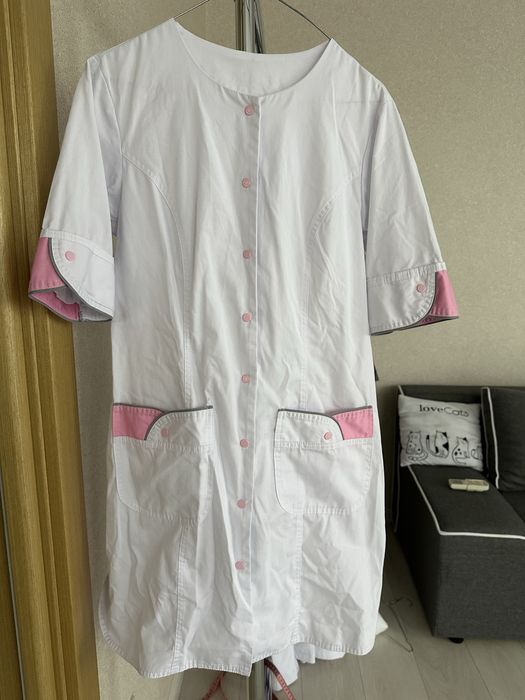 МЕДИЧНИЙ ОДЯГ жіночий і чоловічий, халати костюми