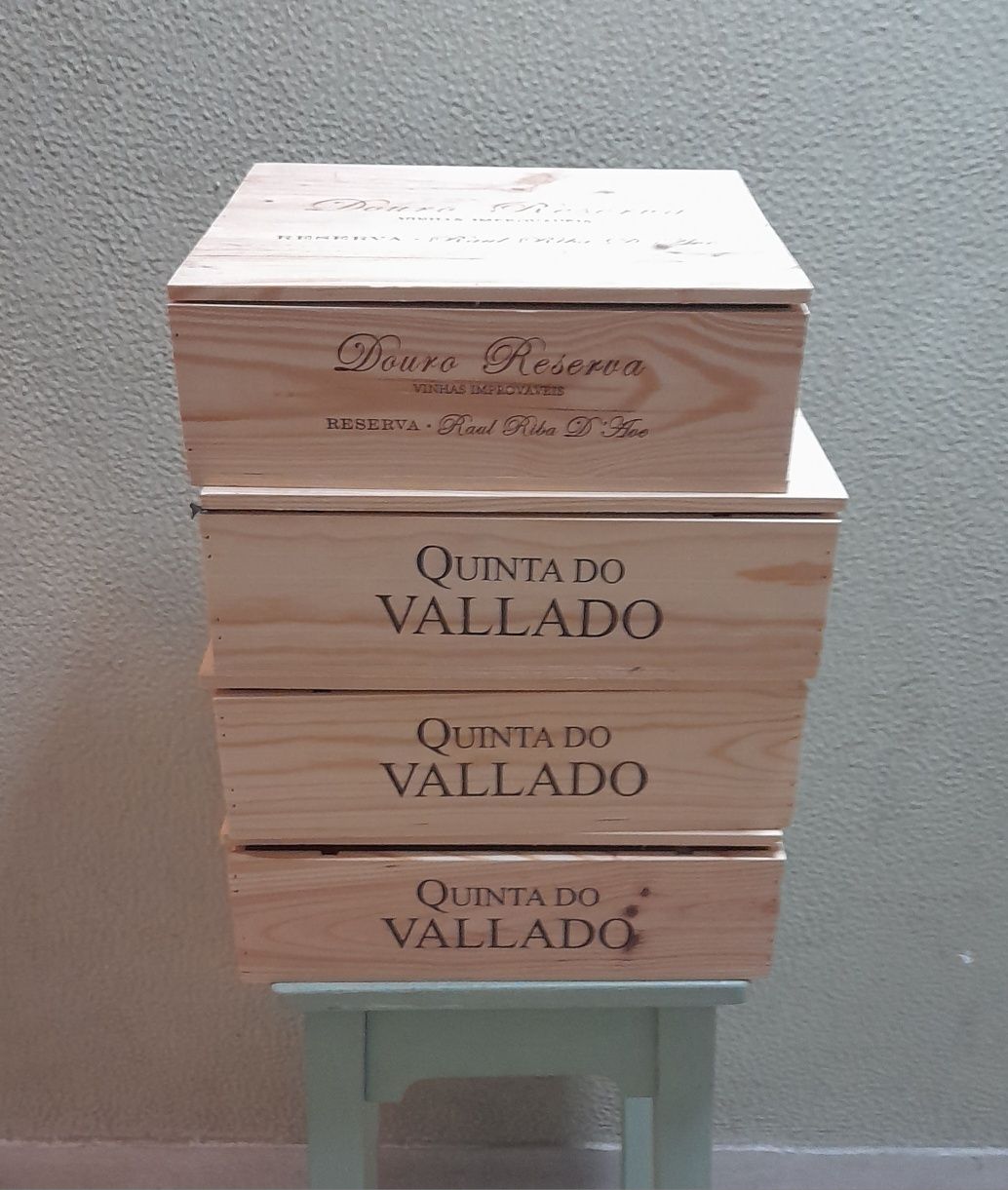 Caixas madeira vinhos