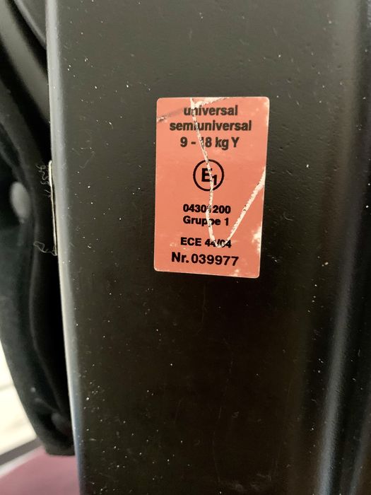 Автокрісло RECARO Young Expert plus Microfibre sand системой Isofofix