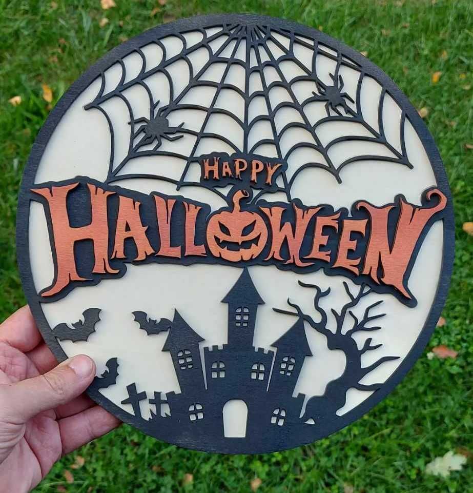 Ozdoba ścienna na Halloween Drewniana tablica z pajęczyną i zamkiem