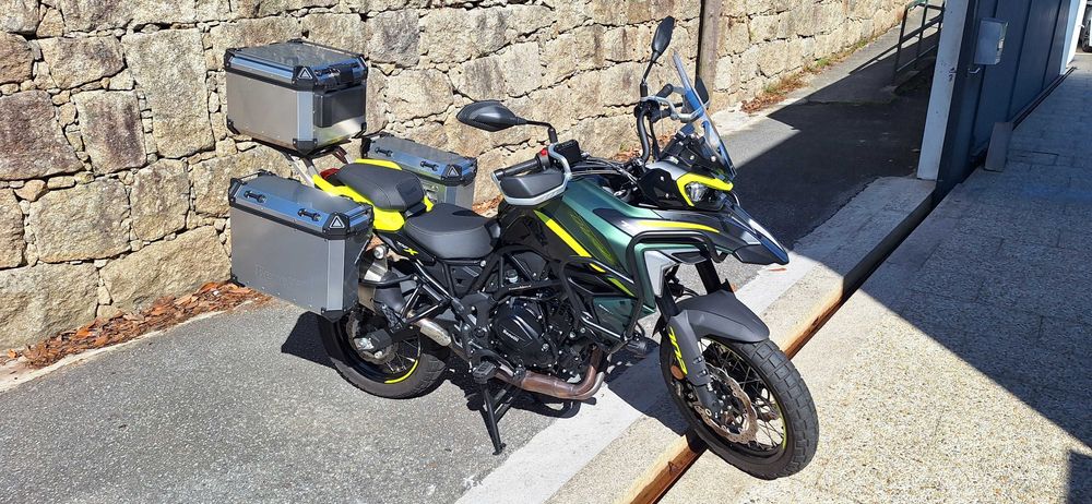 Benelli TRK 702X