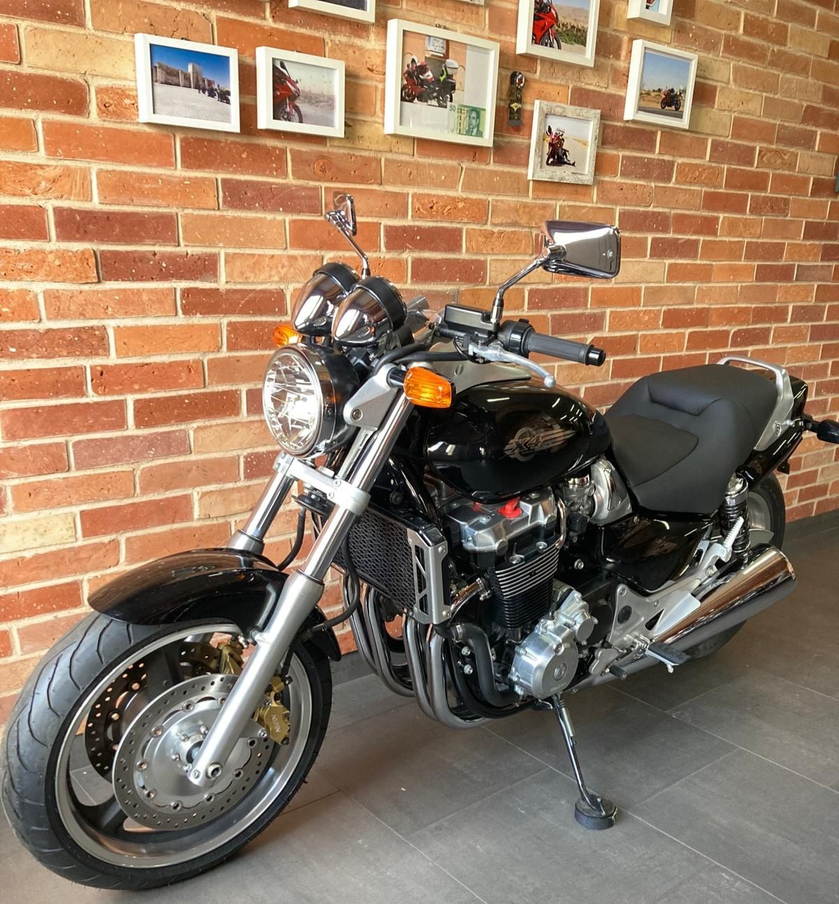 Honda X4 - CB 1300 z Niemiec, kolekcjonerski