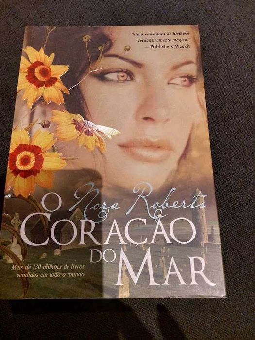 Nora Roberts - Coração do Mar, A Chave do Saber, Escândalos Privados