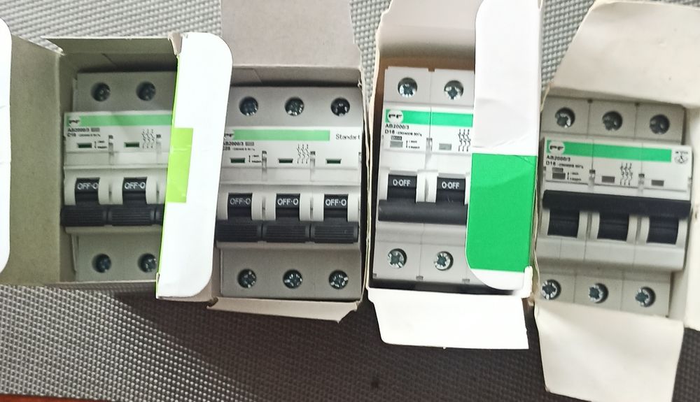 Авт.вимикач АВ2000/3-С16 3p 16A