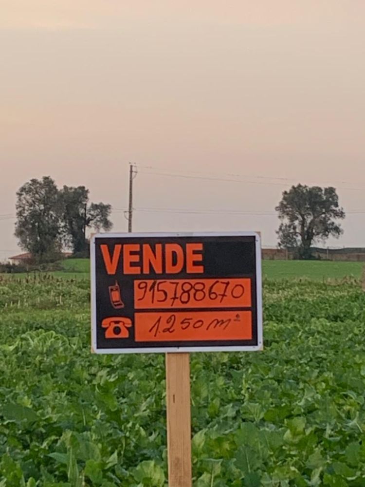 Vende se Terreno