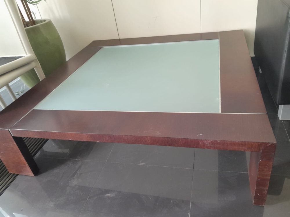 Conjunto 2 Mesa de centro madeira maciça e vidro