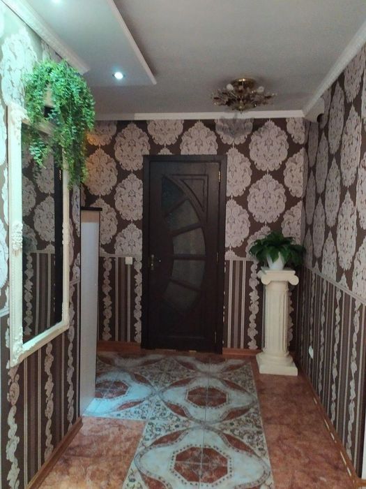 3-х комнатная в кирпичном дома на Высоцкого/Сахарова (2-870-569)