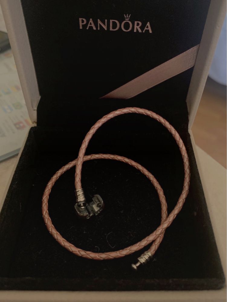 Pandora Duplo pulseira de couro rosa , como novo